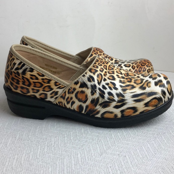 COCO JUMBO GIRLS CLOG Cheetah Leopard Size 1.5 NEW - Picture 7 of 8